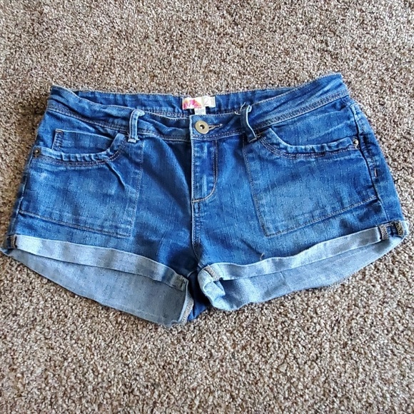 Forever 21 Pants - 🛍 Forever 21 jean shorts